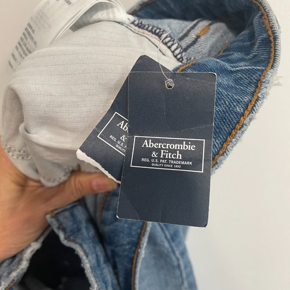 Abercrombie & Fitch High Rise Mom Jeans Blue Wash Size 26/2r - Picture 6 of 8